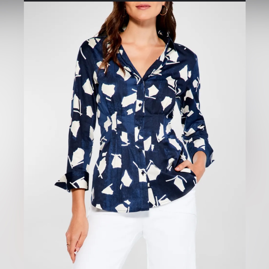 Nic+Zoe Petite Mosaic Blues Abstract-Print Shirt